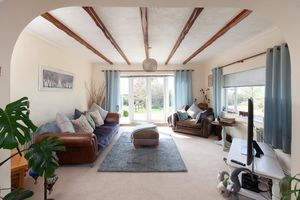 Sitting Room- click for photo gallery